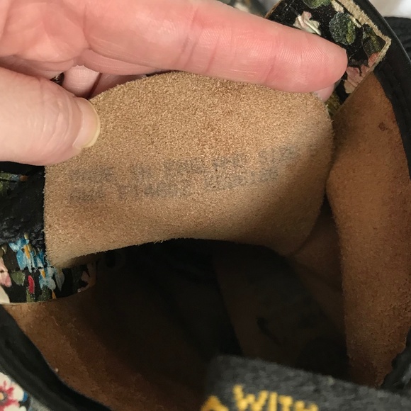 EUC Dr Martens Sienna Miller 1460 Pascal Boot - Picture 11 of 11